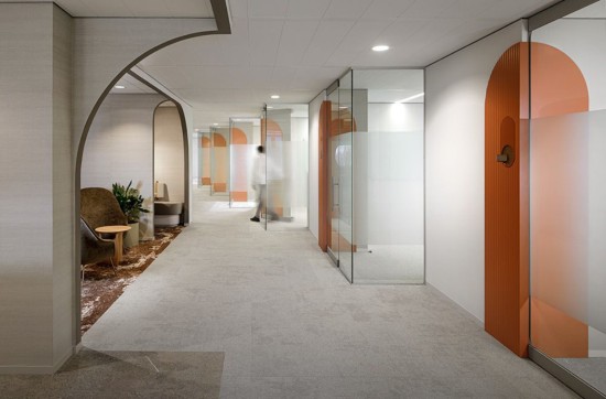 Hal met glazen wanden Hal met glazen wanden